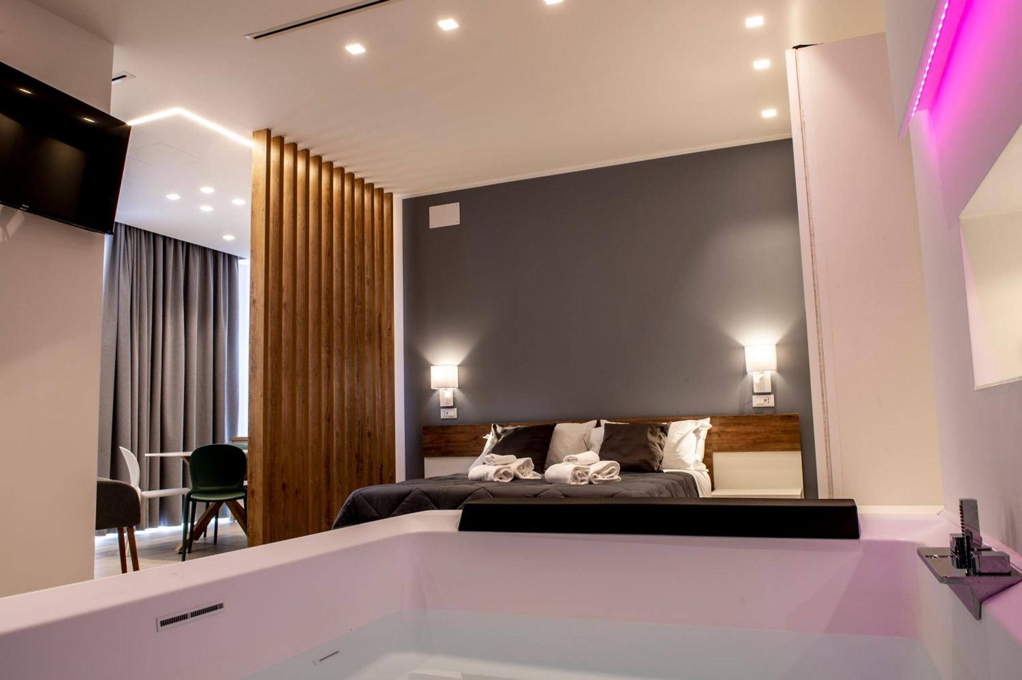 Apartment Alipa With Jacuzzi Monopoli