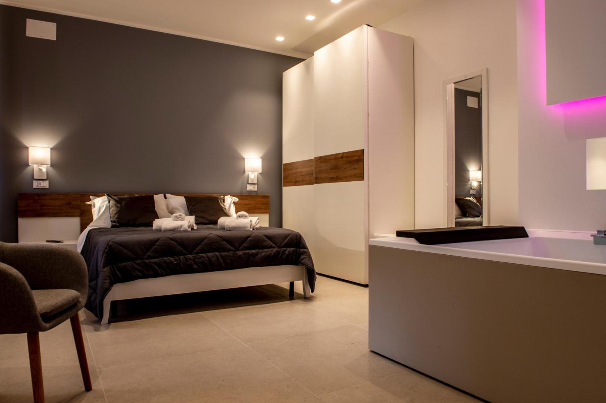 Alipa With Jacuzzi Apartment Monopoli